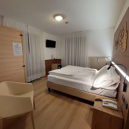 With Sauna At Pineta Pastry Apartment Sottoguda